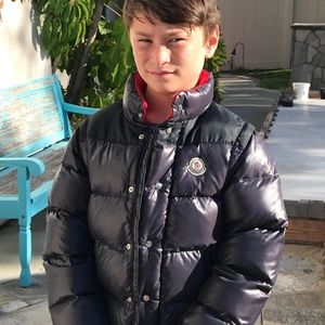 Barely used convertable kids down Moncler